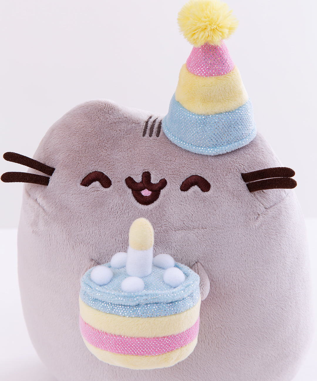 Birthday Pusheen Plush - Image 2