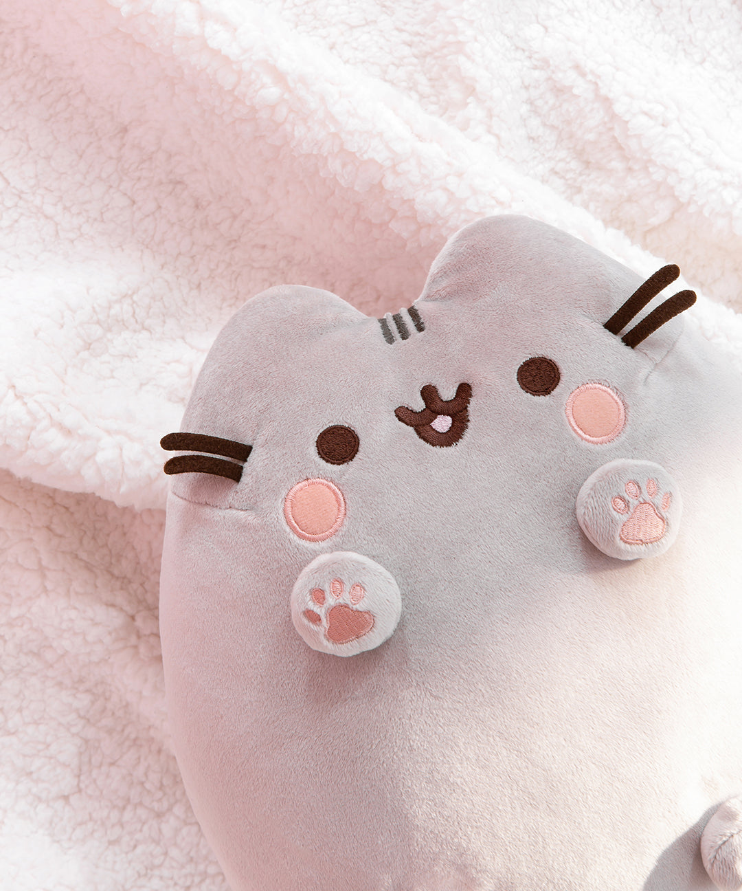 Classic Toe Beans Pusheen Plush - Image 2