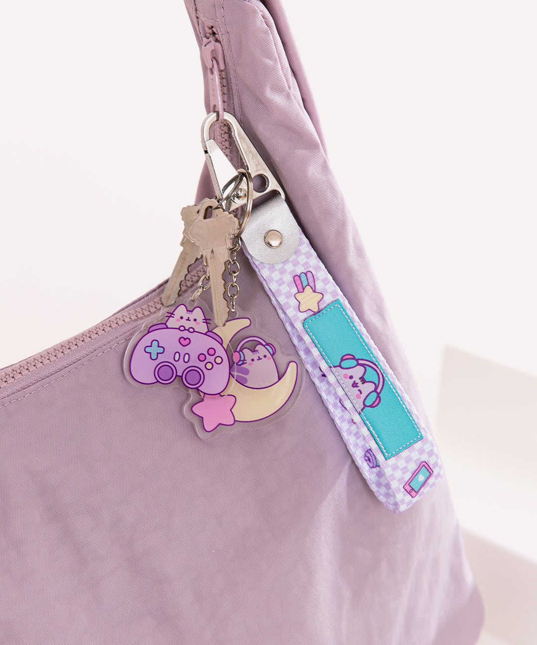 Gamer Pusheen Controller Keystrap - Image 3