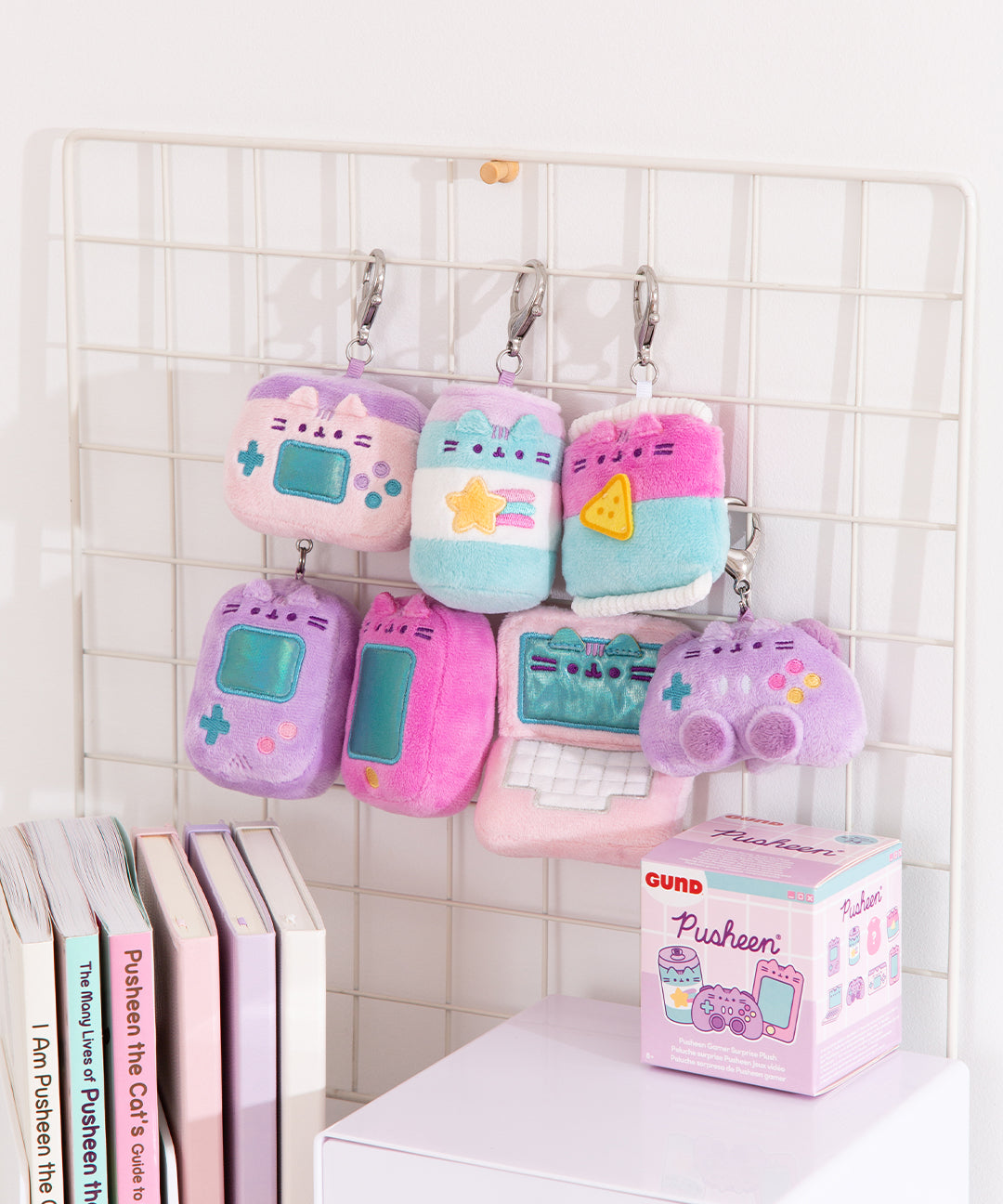Gamer Pusheen Surprise Plush - Image 2