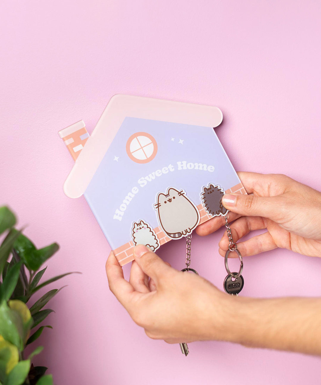 Pusheen Magnetic Keychain Holder - Image 5