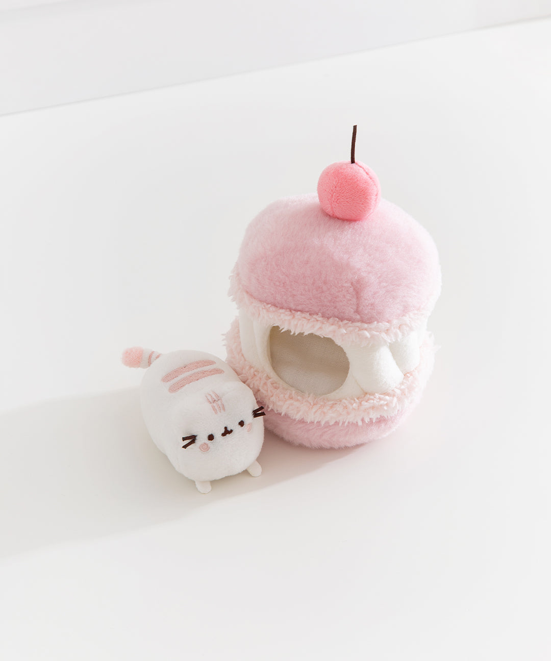 Pusheen Sweets Cherry Macaron Plush 2-pc Environment - Image 7