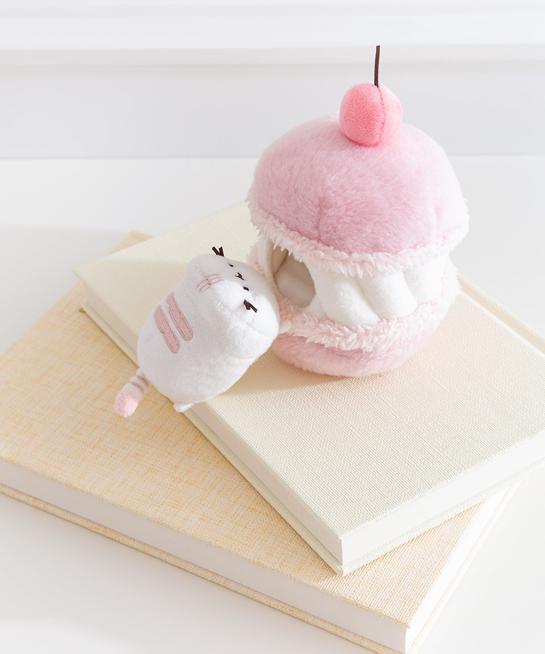 Pusheen Sweets Cherry Macaron Plush 2-pc Environment - Image 4