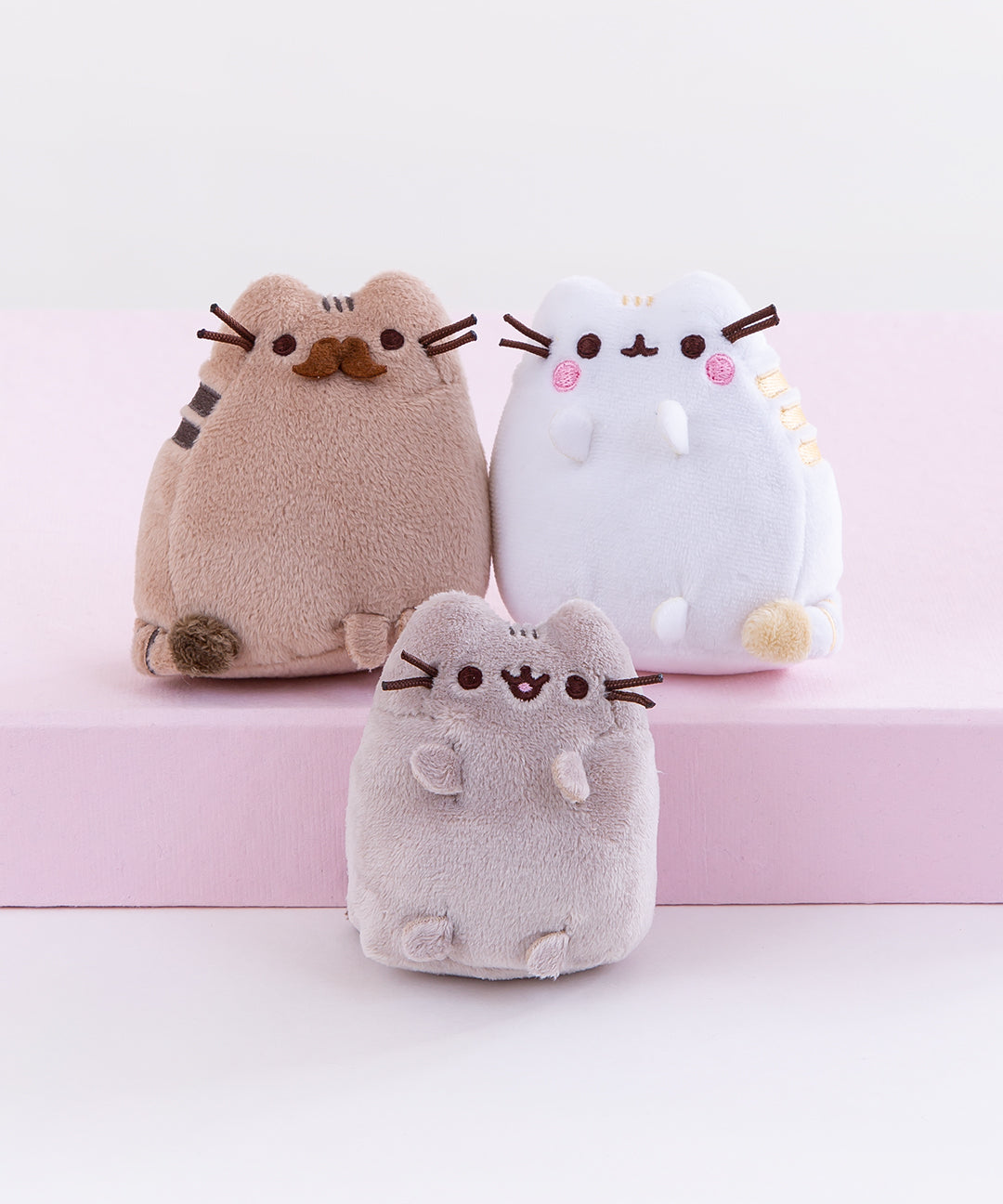 Pusheen Family Gathering Plush Collector Set - Image 3