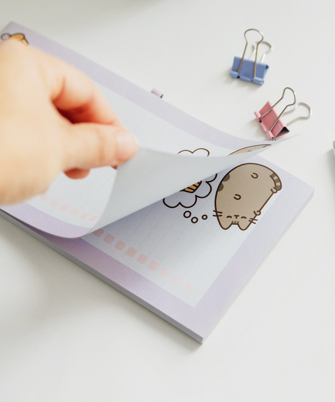 Pusheen Magnetic Shopping List Notepad - Image 3
