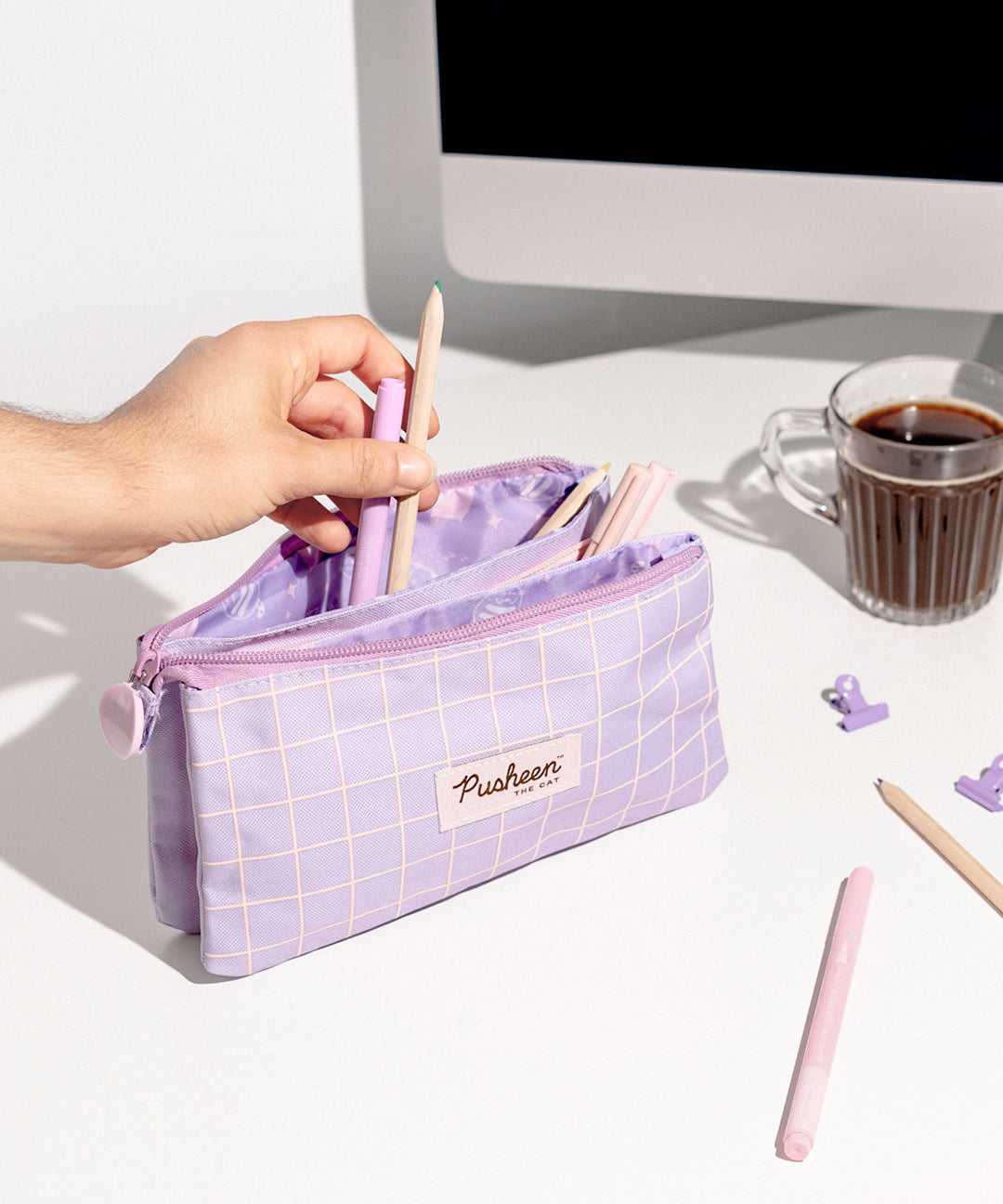 Pusheen On Break Accessory Case - Image 4