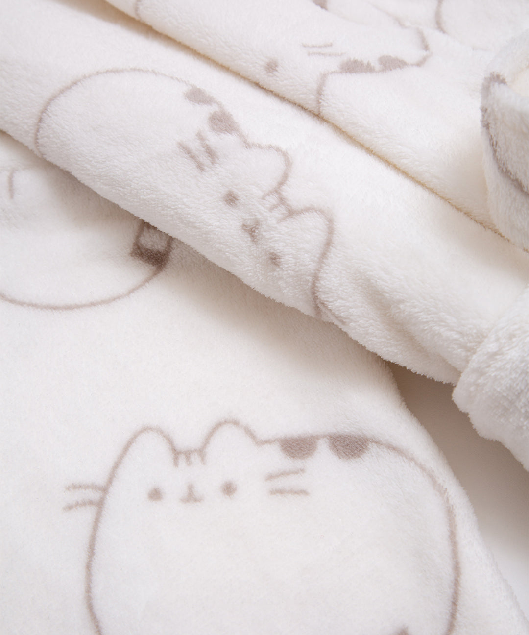 Pusheen Plush Robe - US 1996 - Image 6