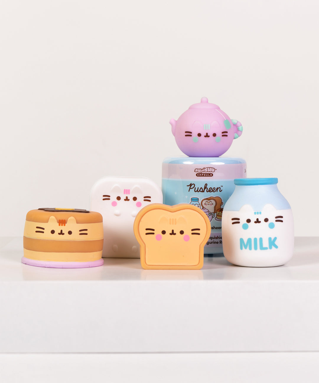 Pusheen's Kitchen Surprise Squishy - US 6879